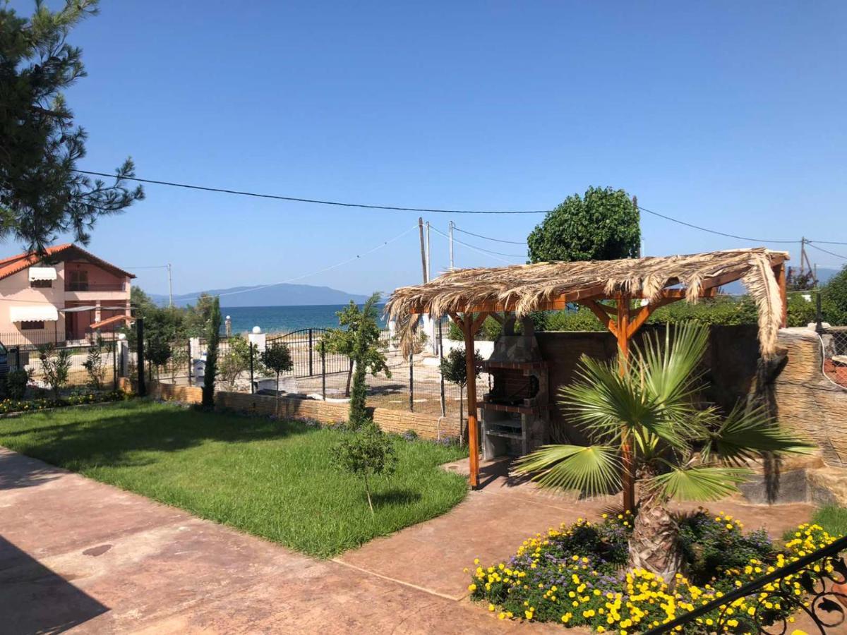 Guest House Costa 2 Kariani Екстер'єр фото